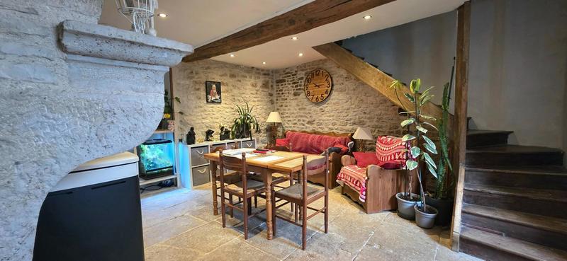 Maison - 90 m² - 4 pièces