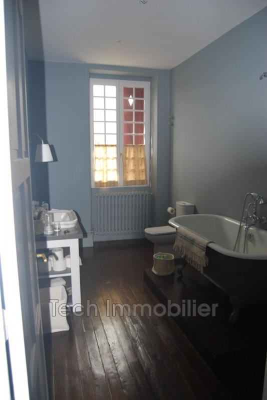 Demeure - 1 100 m² - 16 pièces