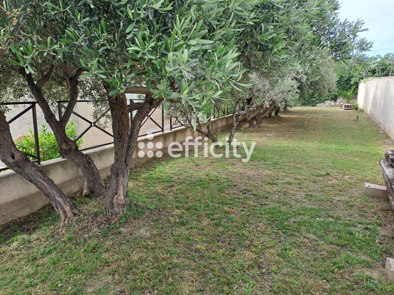 Maison - 200 m² - 5 pièces