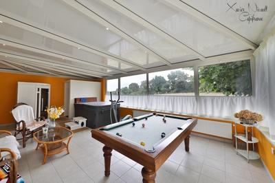 Maison - 224 m² - 8 pièces