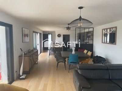 Maison - 160 m² - 7 pièces