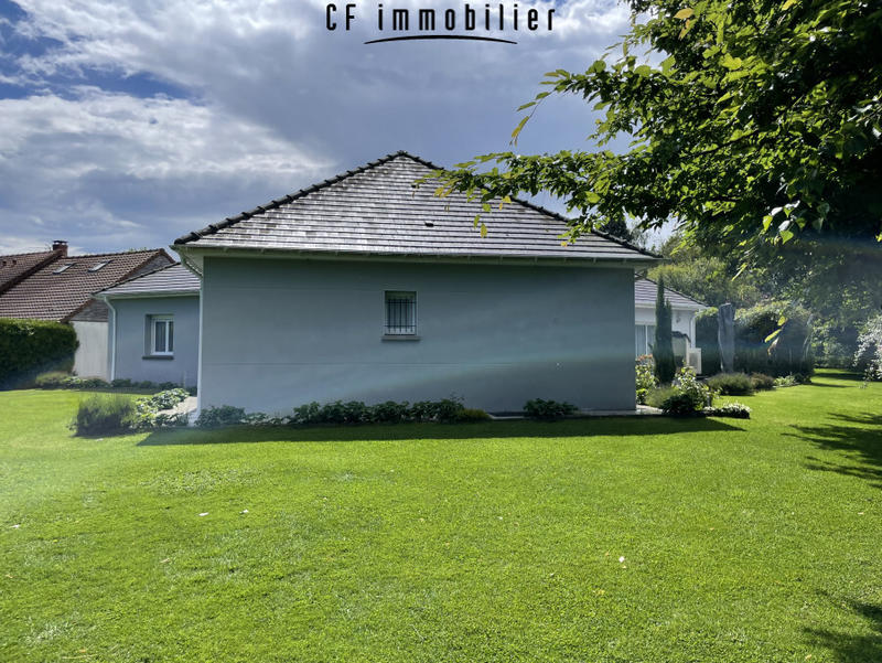 Maison - 220 m² - 6 pièces