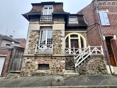 Maison - 105 m² - 4 pièces