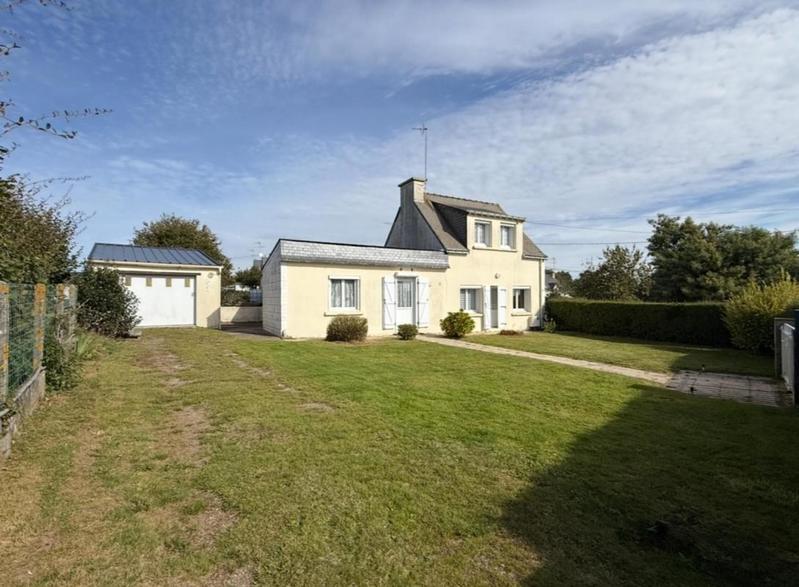 Maison - 90 m² - 5 pièces
