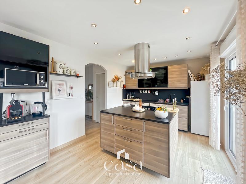 Maison - 100 m² - 6 pièces