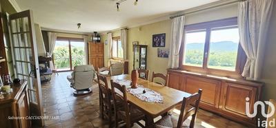 Maison - 149 m² - 6 pièces