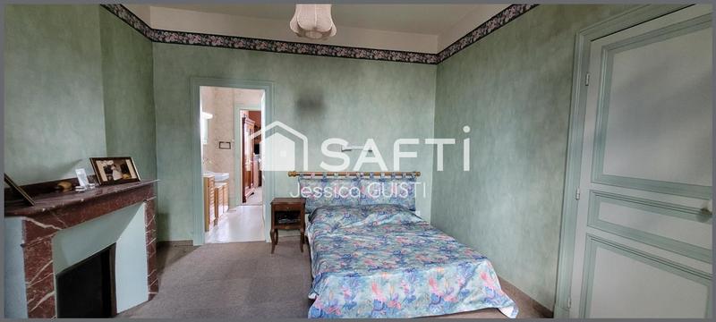 Maison - 176 m² - 8 pièces