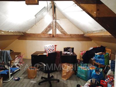 Maison - 87 m² - 4 pièces