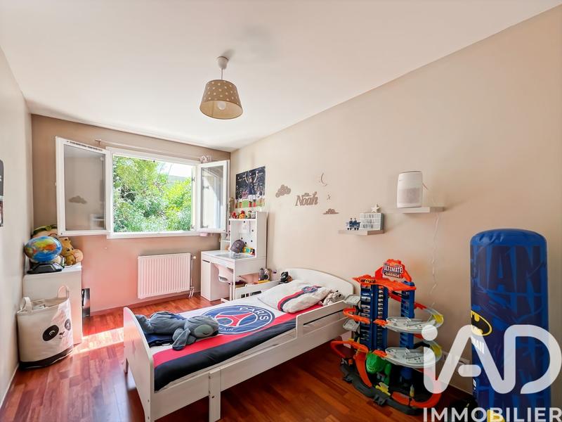 Maison - 102 m² - 5 pièces