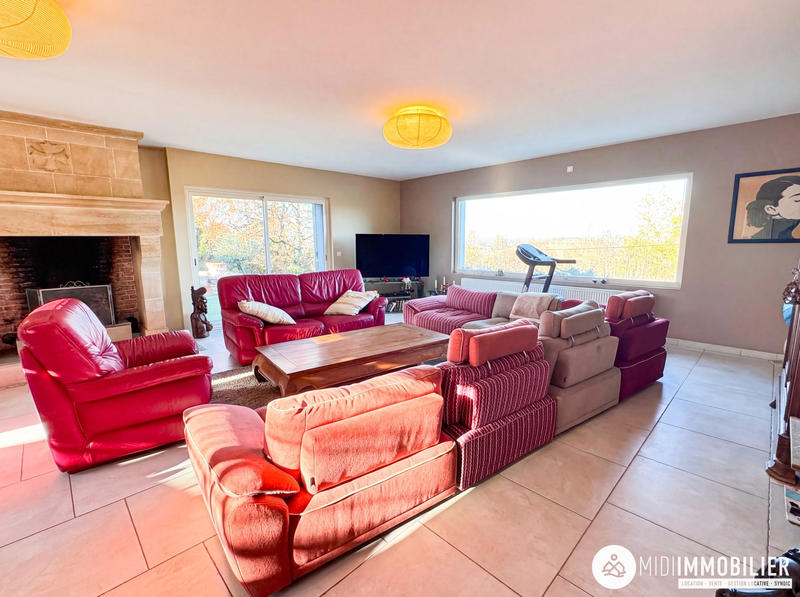 Maison - 222 m² - 4 pièces