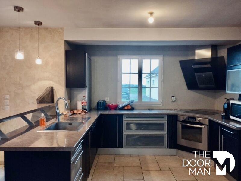 Pavillon - 150 m² - 5 pièces