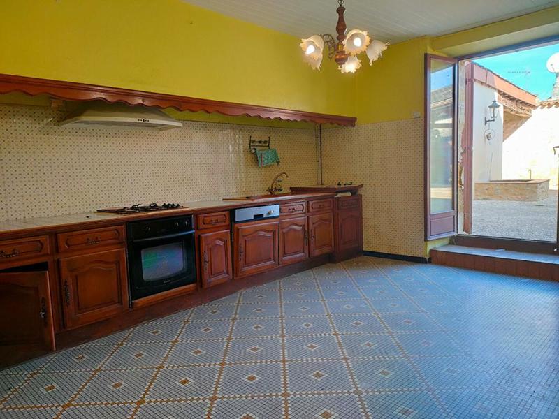 Maison - 600 m² - 16 pièces