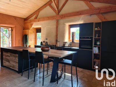 Maison - 82 m² - 4 pièces