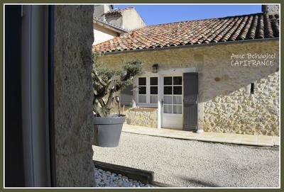 Maison - 210 m² - 7 pièces