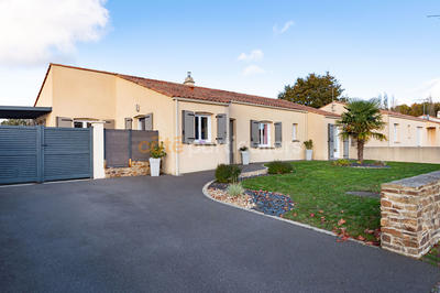 Maison - 127 m² - 6 pièces