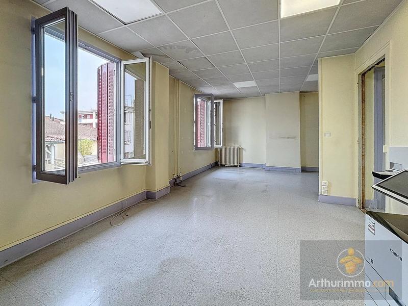 Bureau - 331 m² - 9 pièces