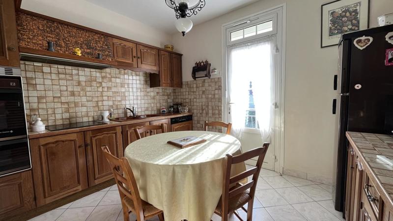 Pavillon - 95 m² - 4 pièces