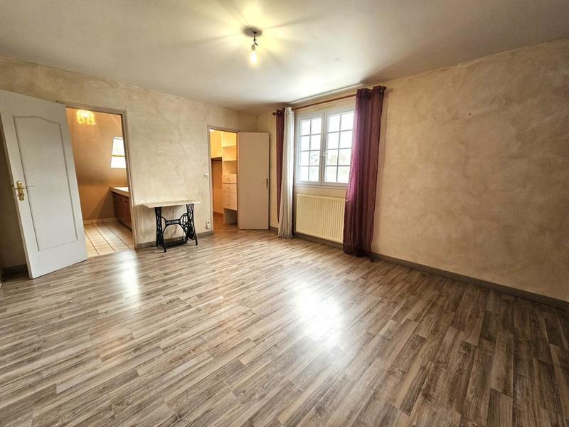 Maison - 178 m² - 7 pièces