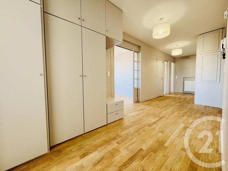 Appartement - 88 m² - 4 pièces