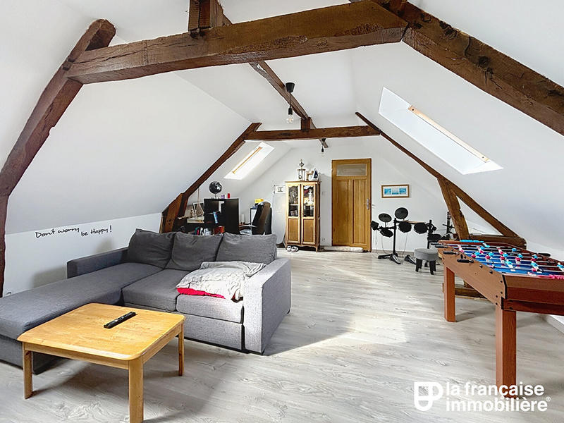 Maison - 96 m² - 5 pièces