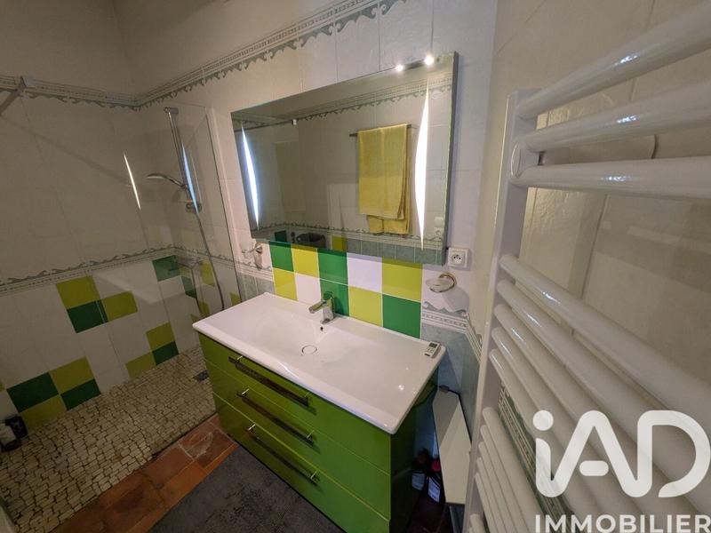 Maison - 200 m² - 7 pièces