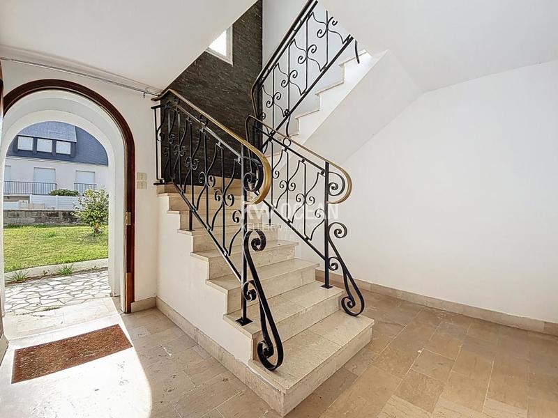 Maison - 93 m² - 4 pièces