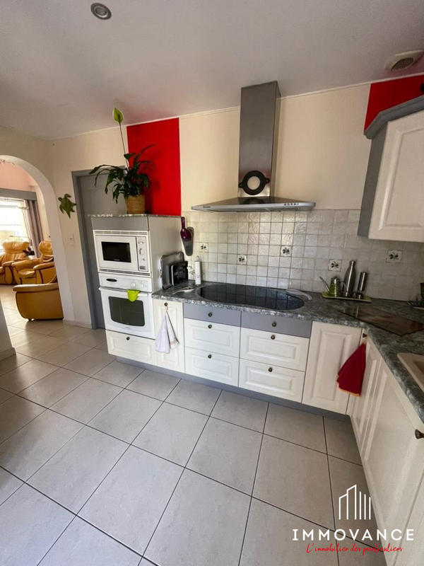 Villa - 200 m² - 6 pièces