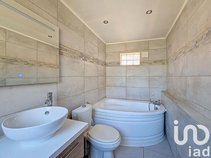 Maison - 93 m² - 4 pièces