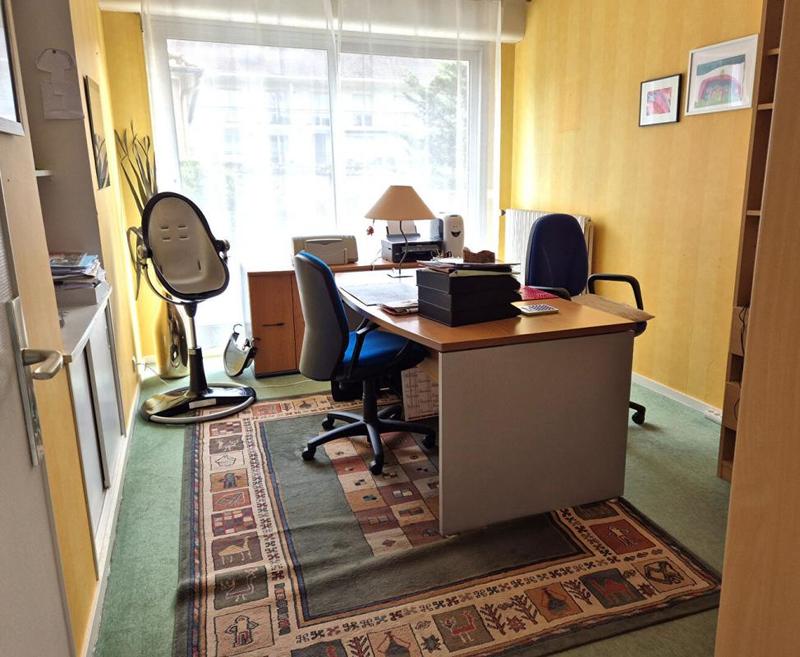 Maison - 245 m² - 9 pièces