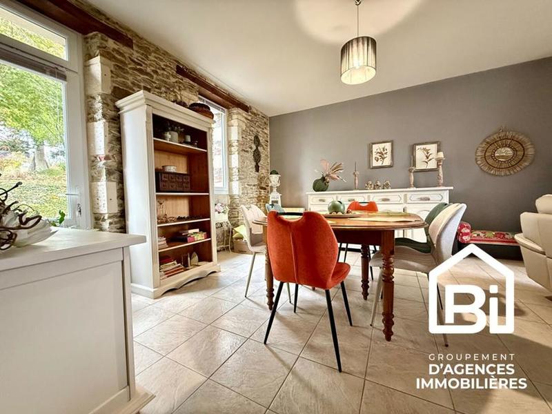 Maison en pierre - 160 m² - 7 pièces