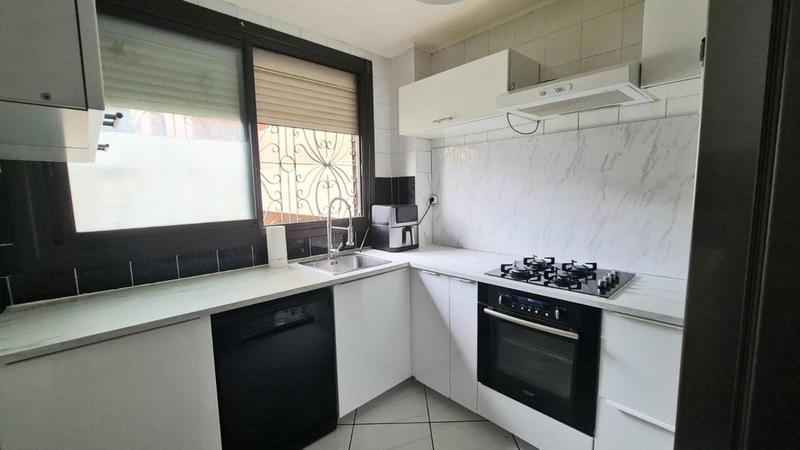 Appartement - 99 m² - 6 pièces