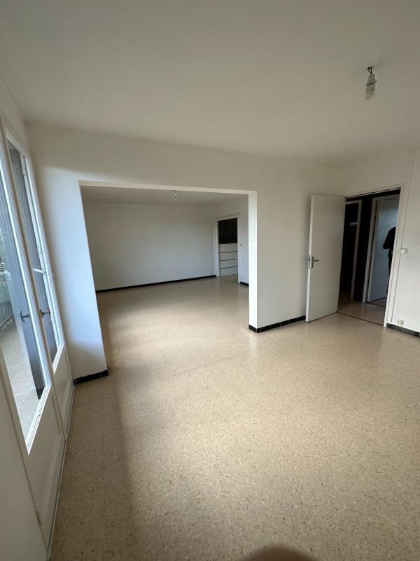 Appartement - 72 m² - 3 pièces