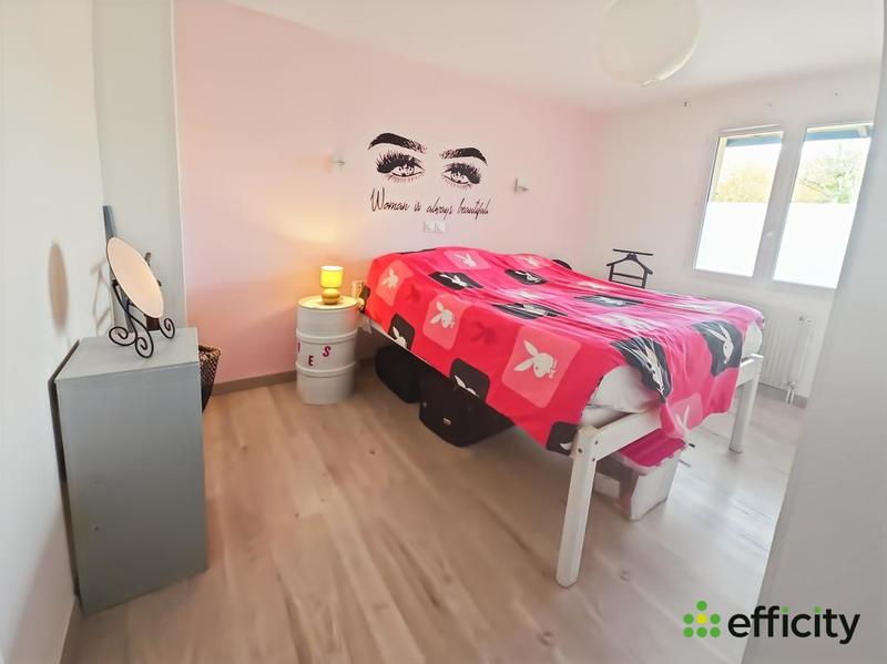 Maison - 200 m² - 6 pièces