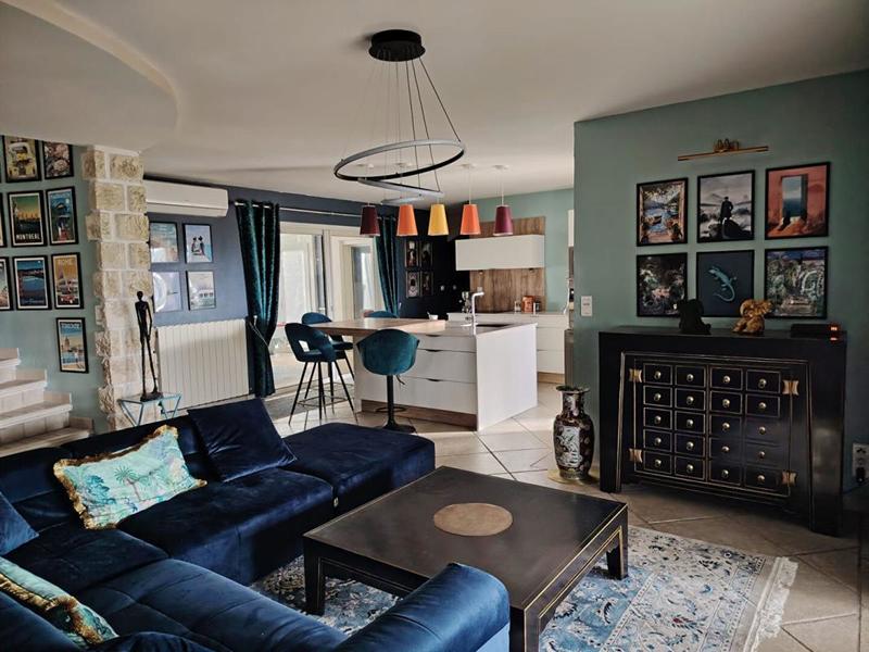 Maison - 210 m² - 9 pièces