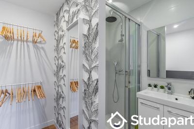 Chambre - 61 m² - 1 pièce