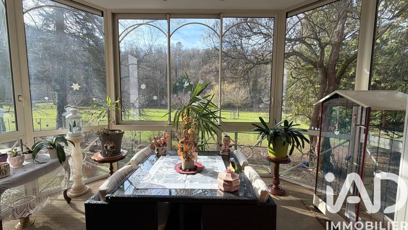 Château - 352 m² - 7 pièces