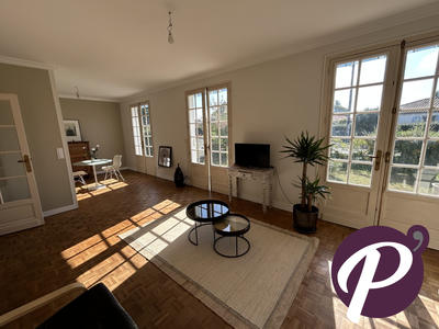 Maison - 88 m² - 4 pièces