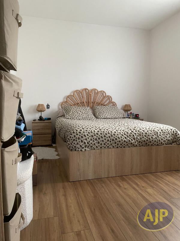 Maison - 83 m² - 4 pièces