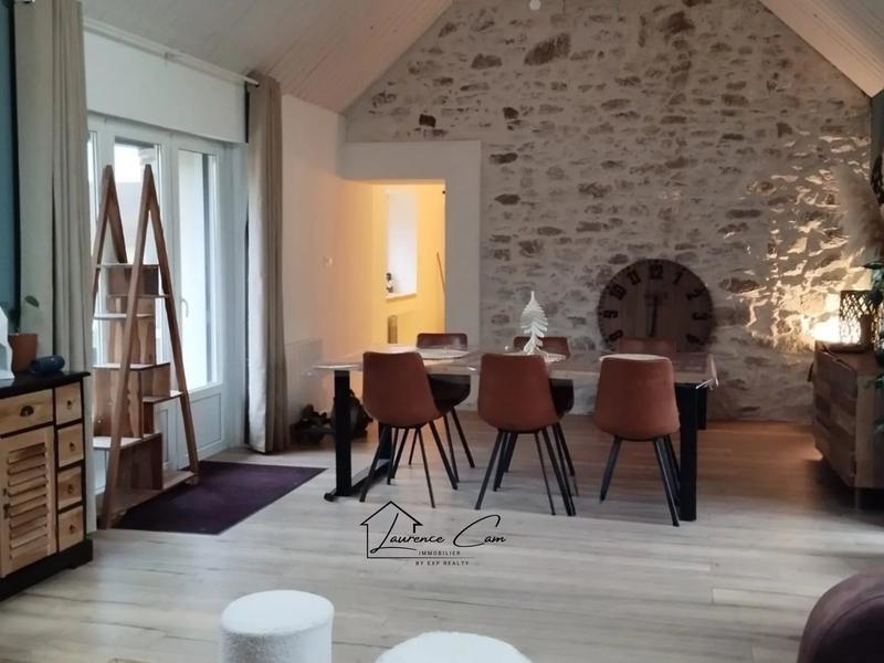 Maison - 128 m² - 7 pièces