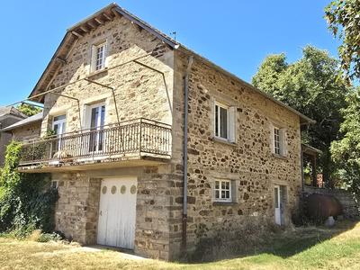 Corps de ferme - 260 m² - 6 pièces