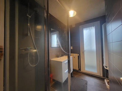 Appartement - 76 m² - 5 pièces