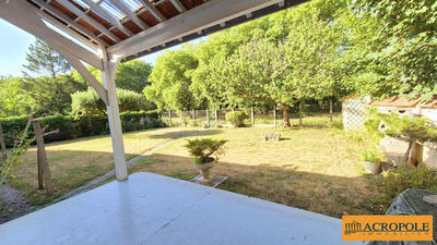 Maison - 95 m² - 4 pièces