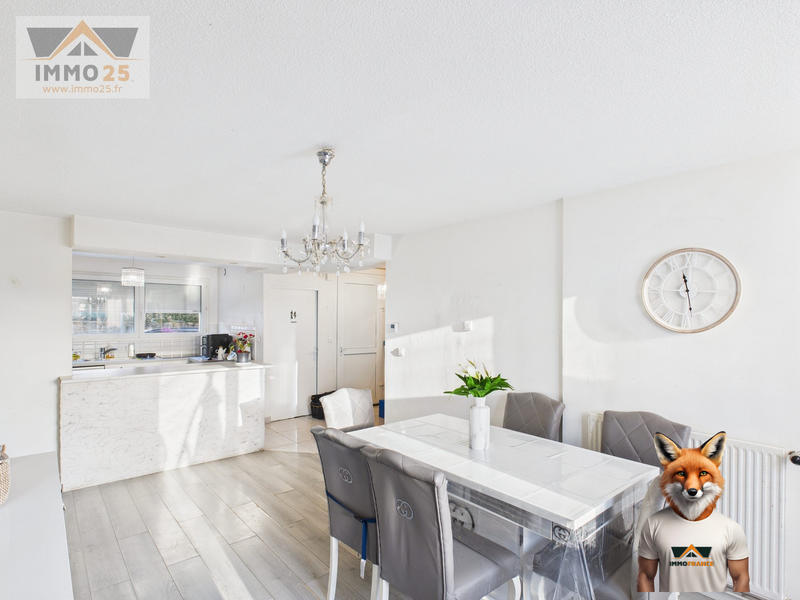 Maison - 94 m² - 4 pièces