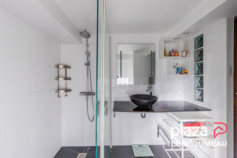 Maison - 297 m² - 8 pièces