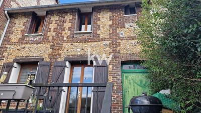 Maison - 96 m² - 6 pièces