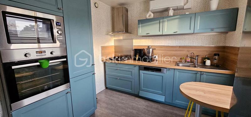 Maison - 86 m² - 5 pièces