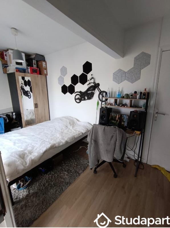 Chambre - 12 m² - 1 pièce