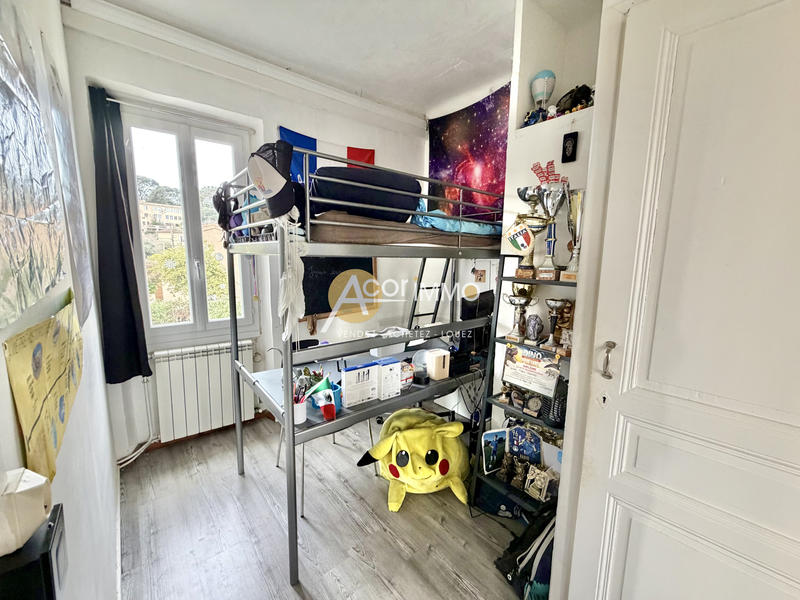 Maison - 172 m² - 8 pièces