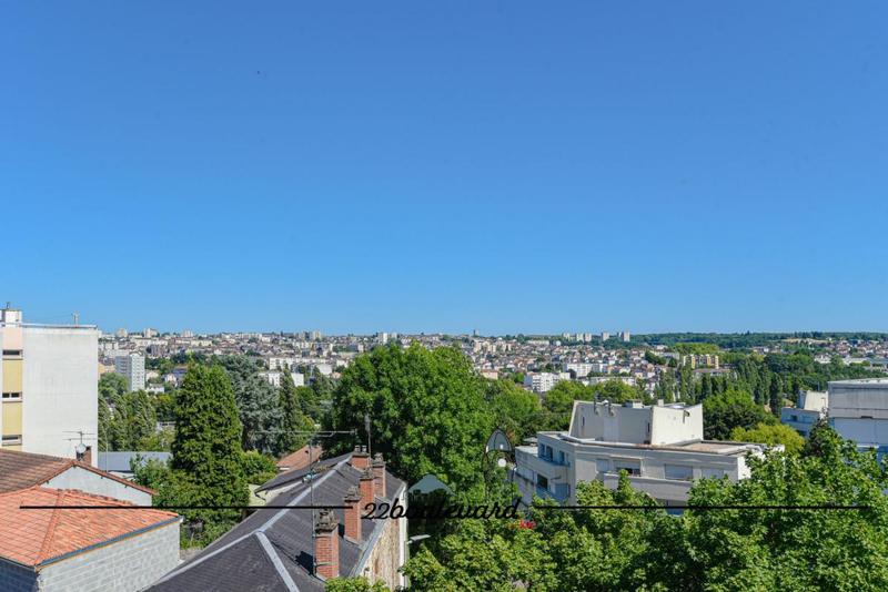 Appartement ancien - 80 m² - 4 pièces