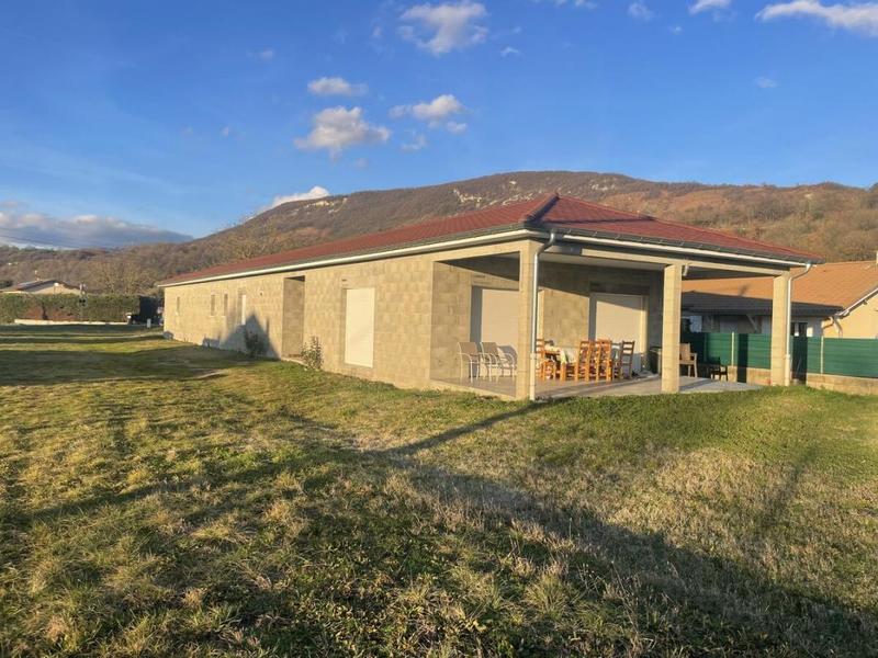 Maison - 130 m² - 5 pièces